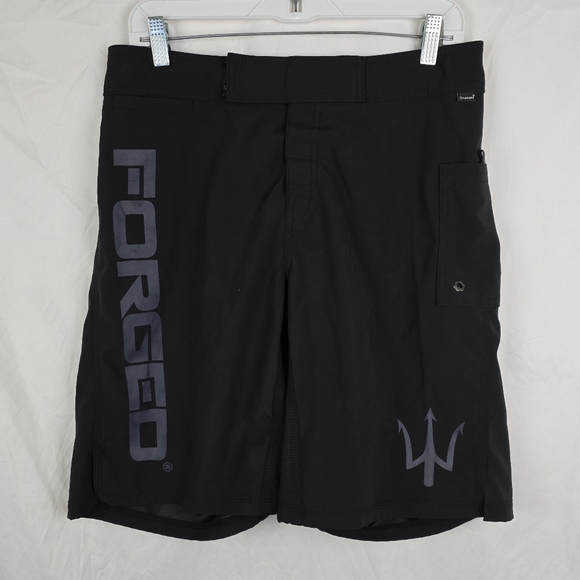 FORGED Mens Wod Shorts MMA Sports  Boxing Martial Arts Black Board Shorts sz 30 - Picture 1 of 7